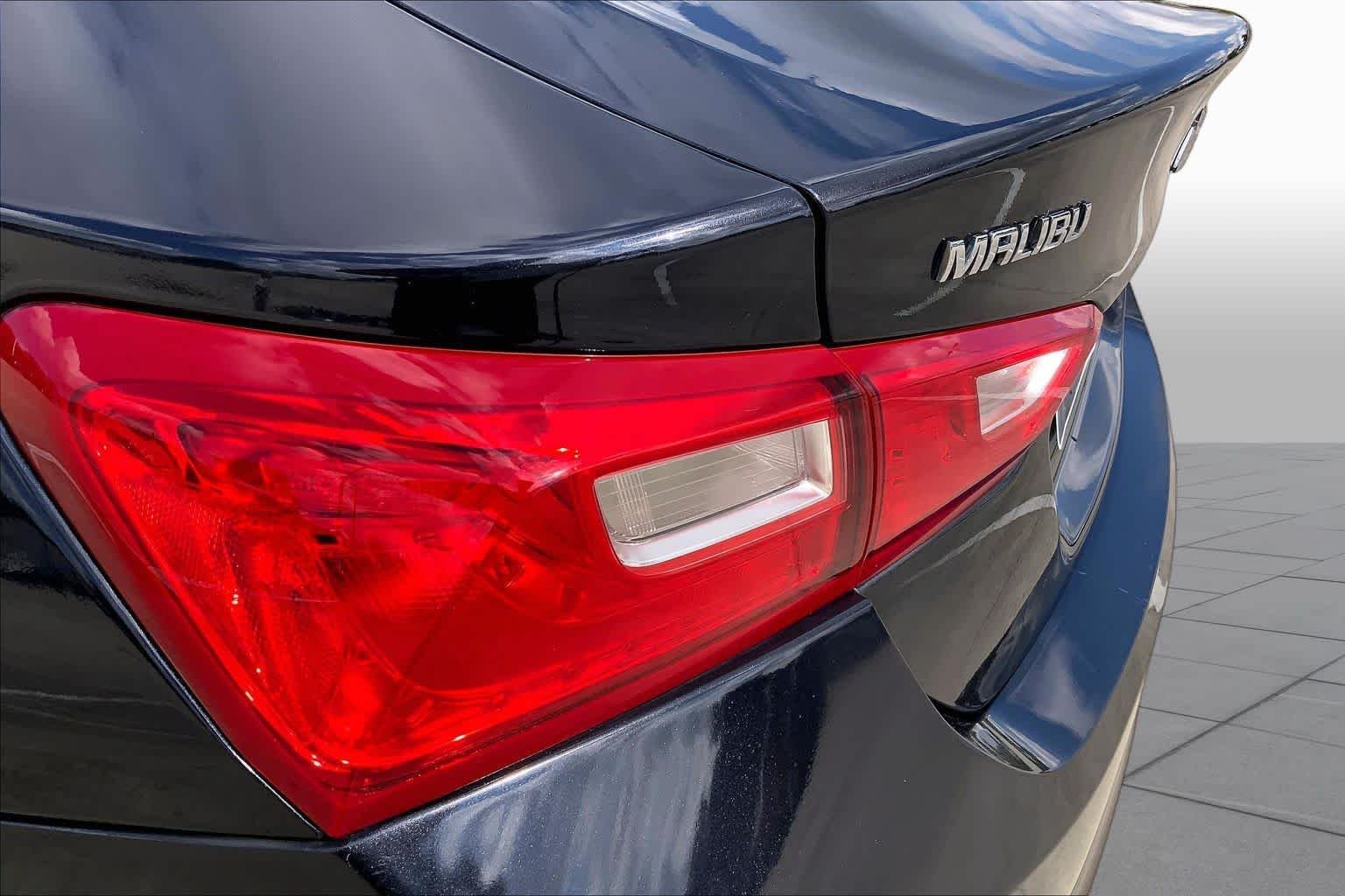 Used 2023 Dark Ash Metallic Chevrolet LT image 27