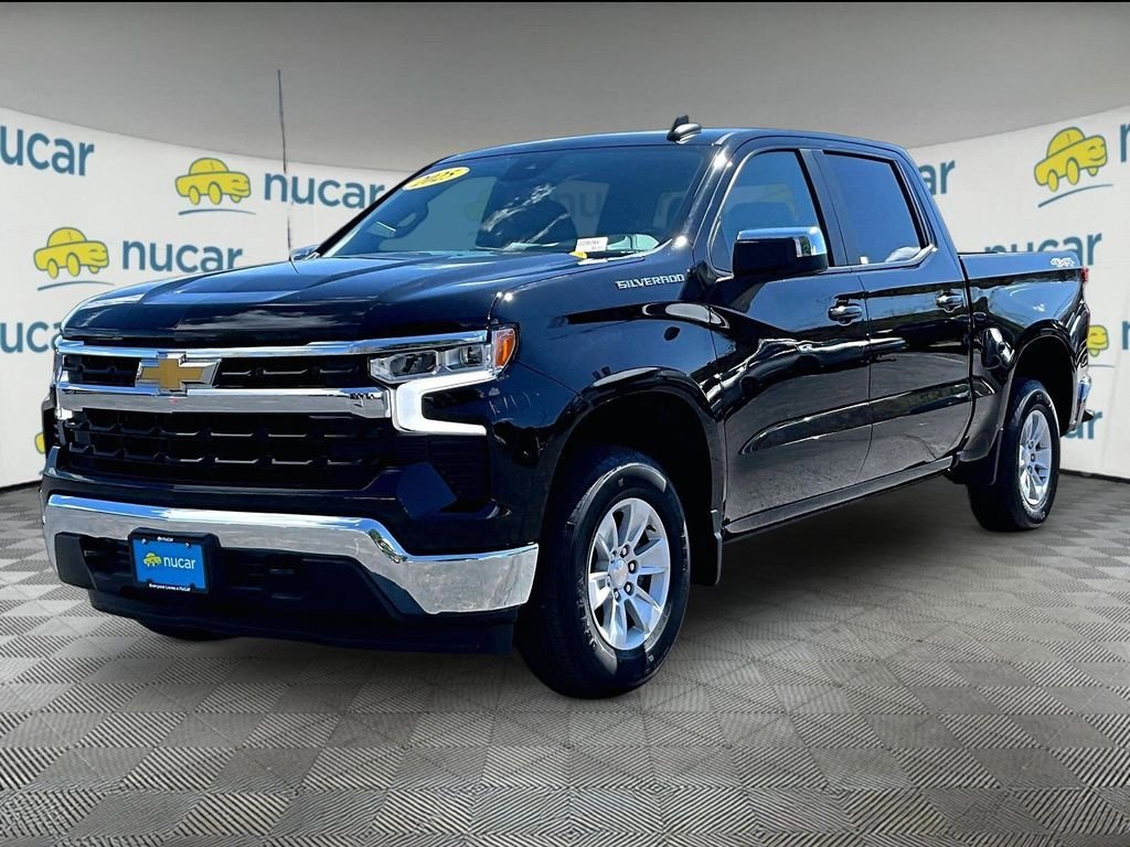 Used 2025 Black Chevrolet LT image 2