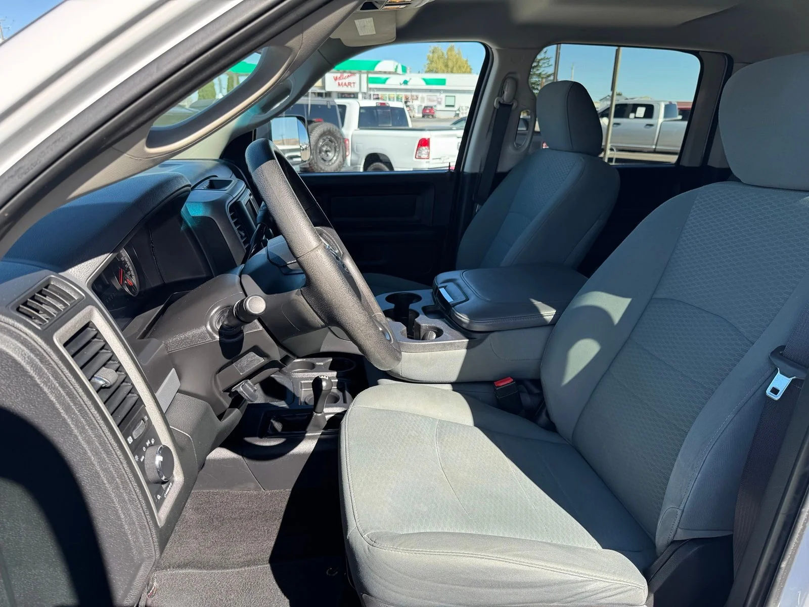 Used 2017 White Ram Tradesman image 15