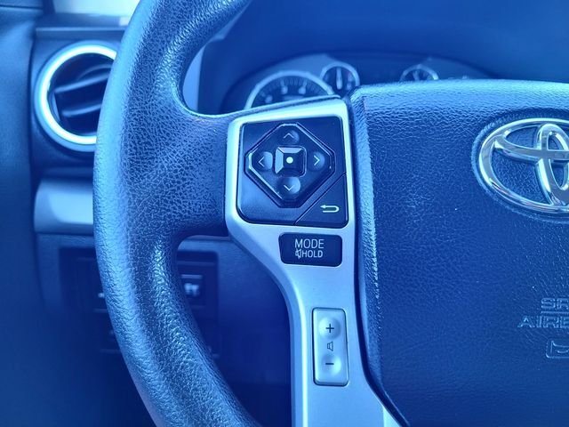 Used 2017  Toyota  image 24