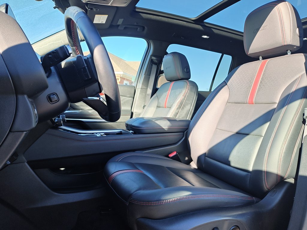 Used 2024 Gray Chevrolet RS image 13