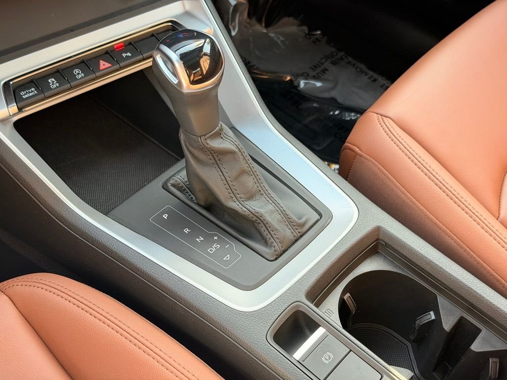 Used 2025  Audi Premium image 36