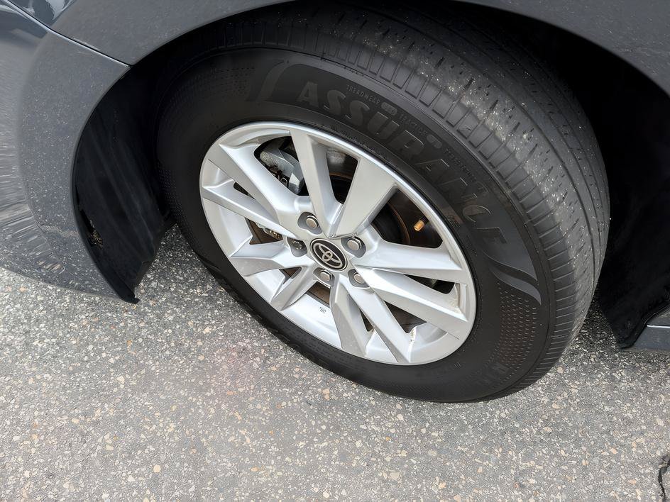 Used 2026 Underground Toyota LE image 7