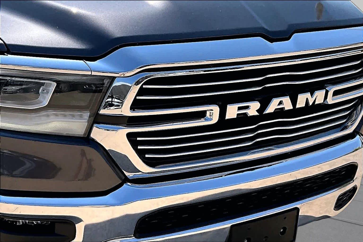 Used 2022 Granite Crystal Metallic Clearcoat Ram Laramie image 26