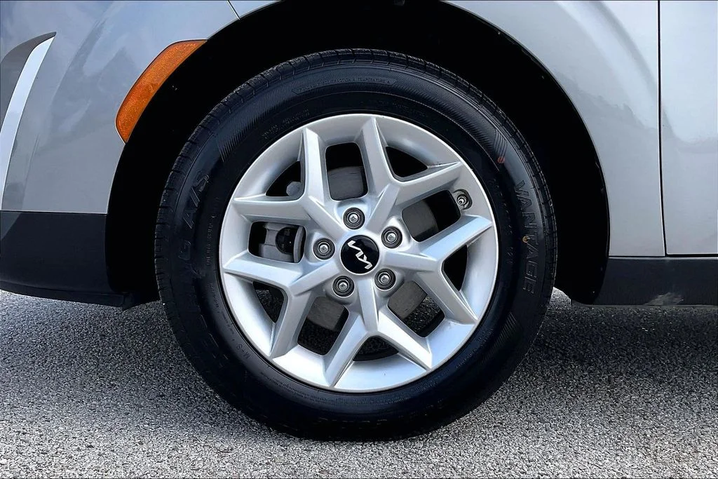 Used 2025 Gray Kia LX image 34