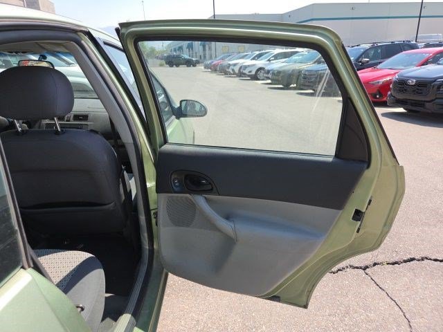 Used 2007 Green Ford S image 17