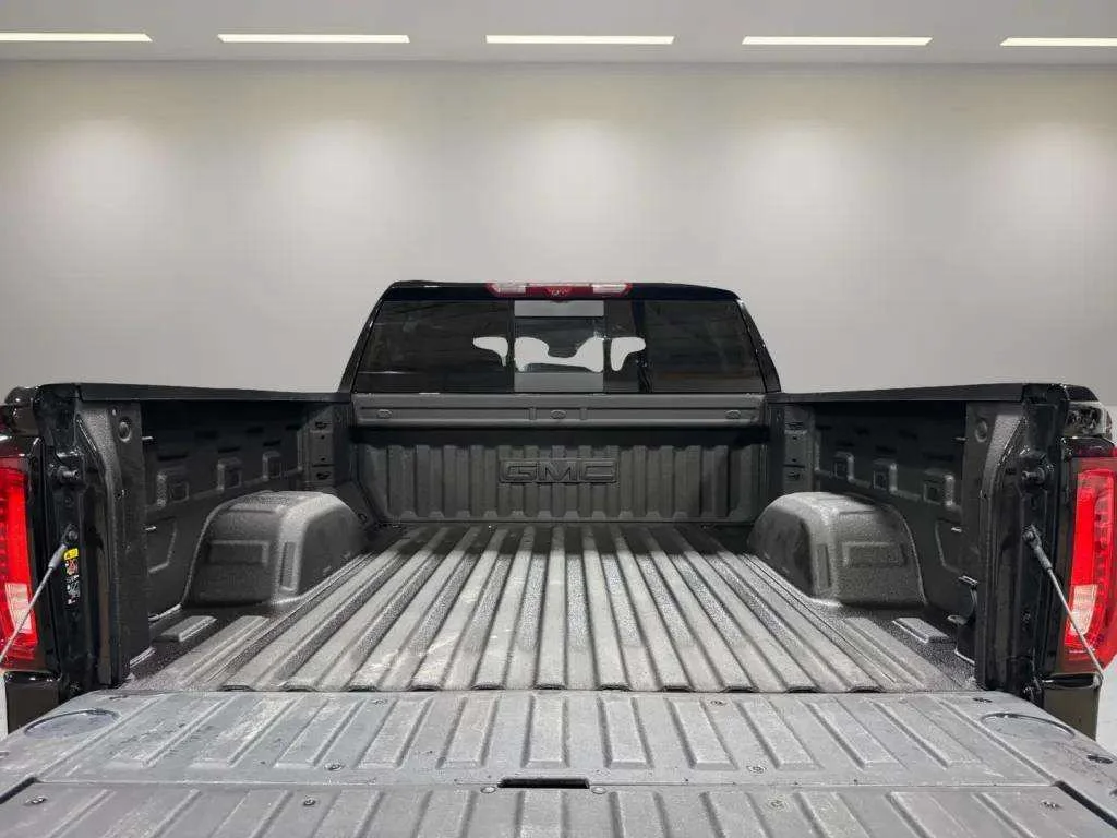 Certified Used 2026 Onyx Black GMC Denali image 32