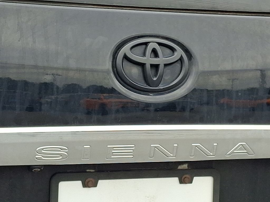 Used 2018 Black Toyota Limited image 9
