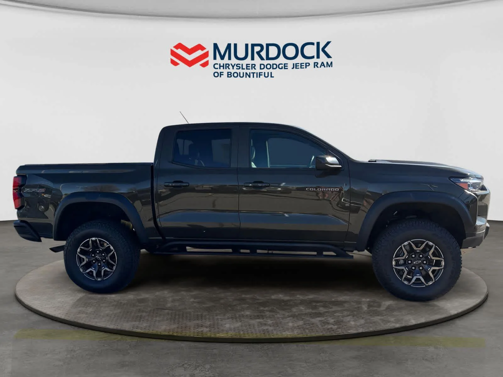 2023 Chevrolet Colorado ZR2 - Photo 6