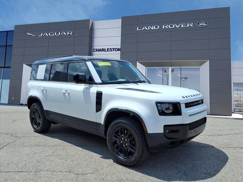 Certified Used 2026 Fuji White Land Rover S image 7