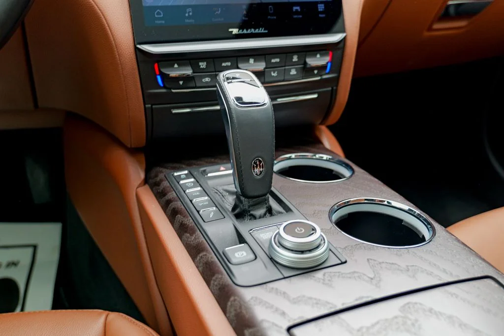 Used 2023 Grigio Maratea Metallic Maserati Modena Q4 image 54