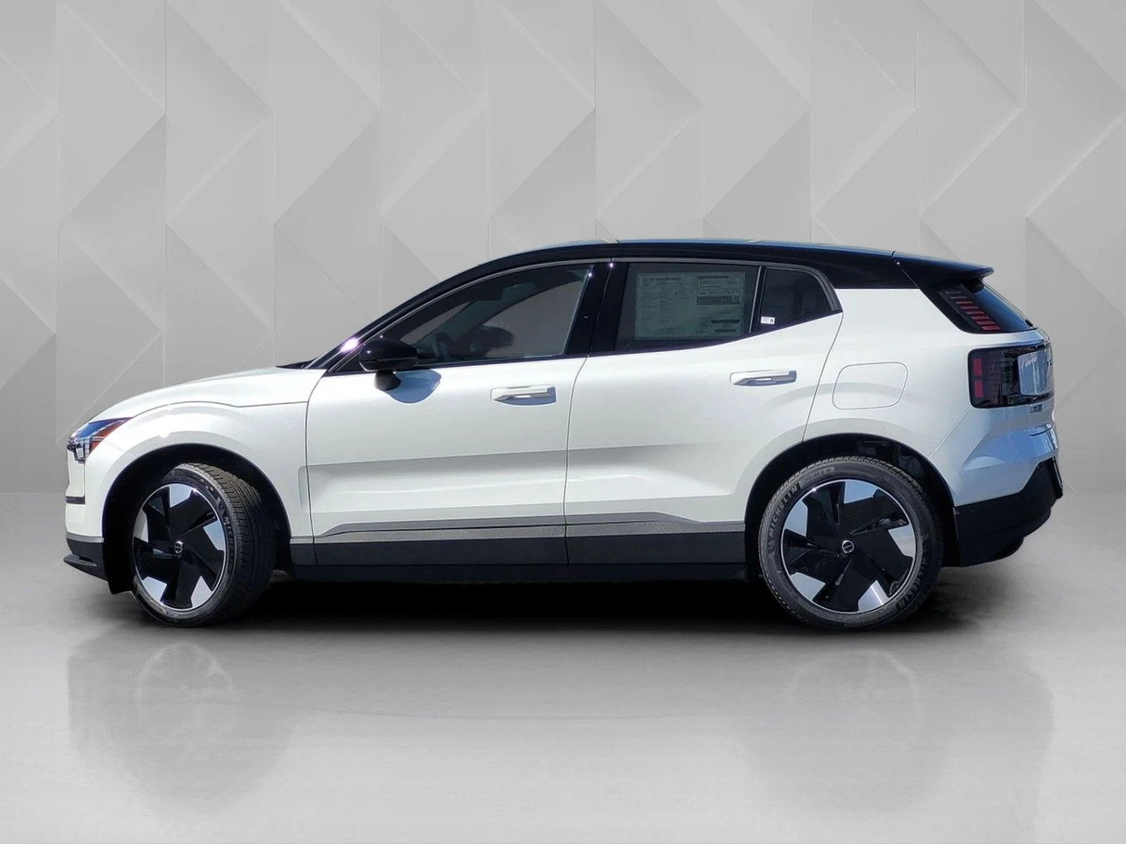 New 2026 White Volvo Twin Motor Performance Plus image 3