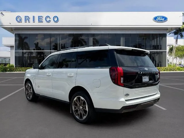 New 2027 Star White Metallic Tri-Coat Ford King Ranch® image 26