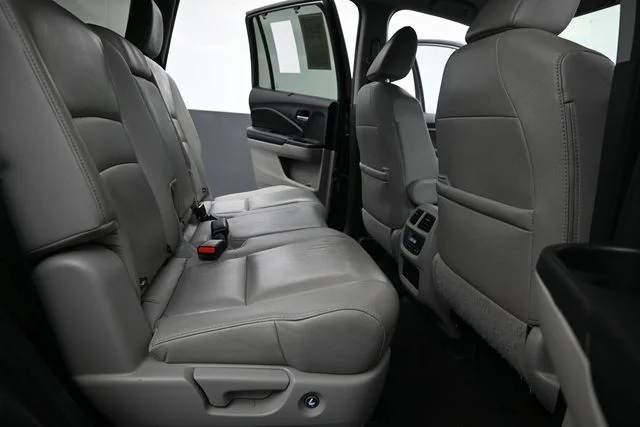 Used 2022  Honda EX-L image 20
