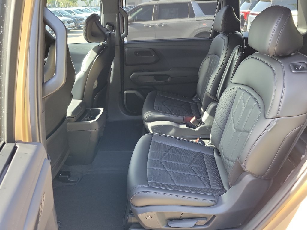 New 2027 Terrain Brown Matte Kia X-LINE SX image 17