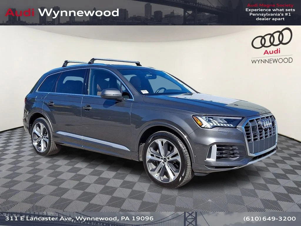 2023 Audi Q7 55 Premium Plus quattro Tiptronic's photo
