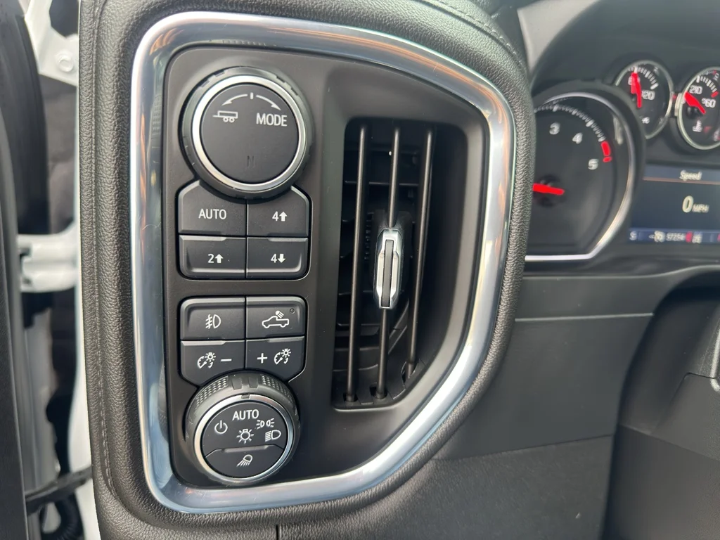 Used 2021 SUMMIT WHITE Chevrolet LTZ image 29