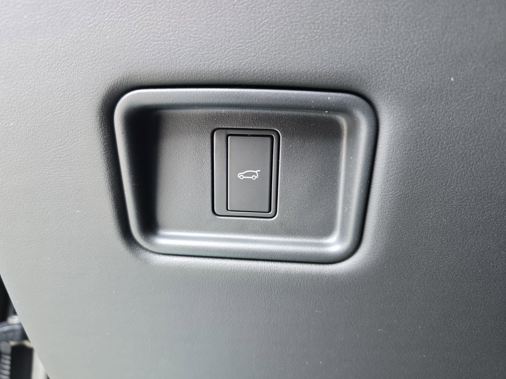New 2026 Santorini Black Land Rover Dynamic SE image 27