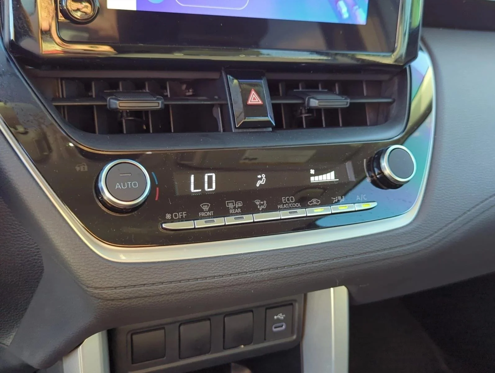 Used 2025 Sonic Silver Toyota LE image 19