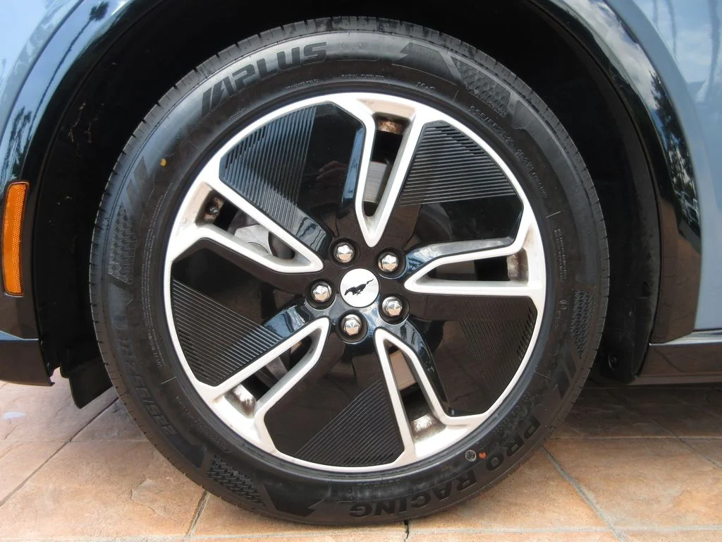 Certified Used 2023 Vapor Blue Ford Premium image 9