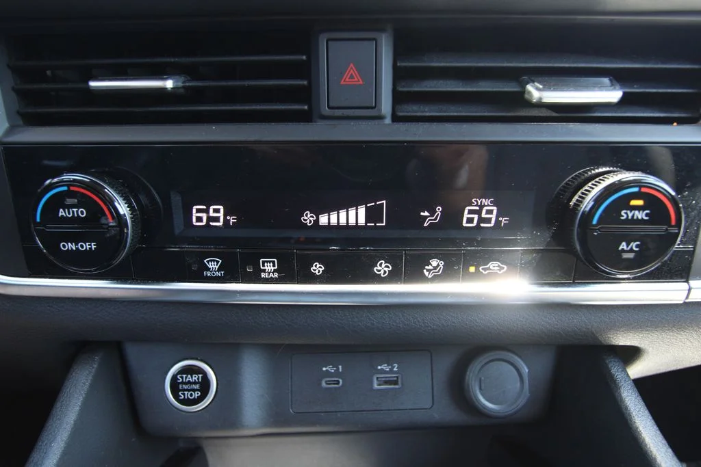 Used 2023 Gray Nissan SV image 26