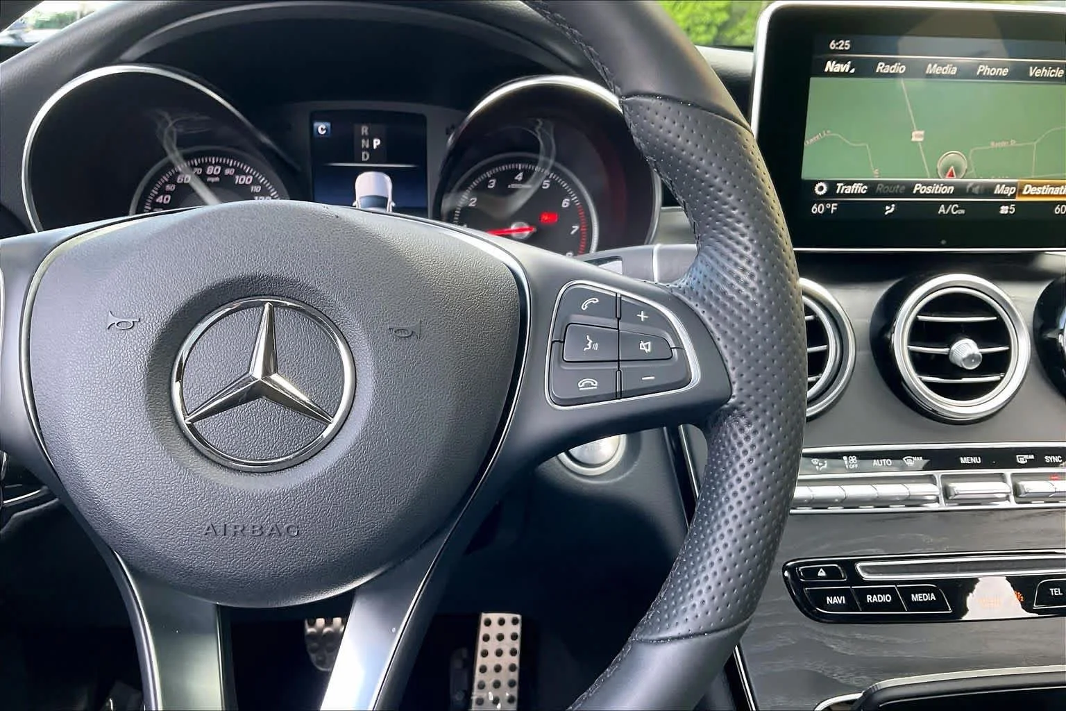 Used 2019 Iridium Silver Metallic Mercedes-Benz GLC 300 image 24