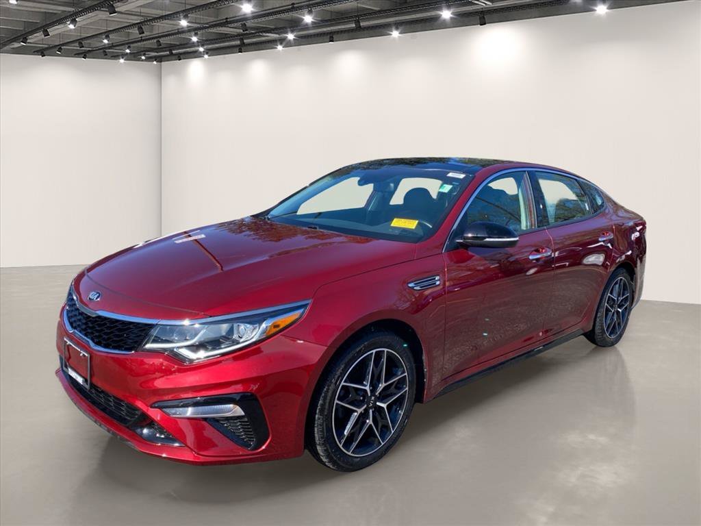 Certified Used 2020 Passion Red Kia SE image 4