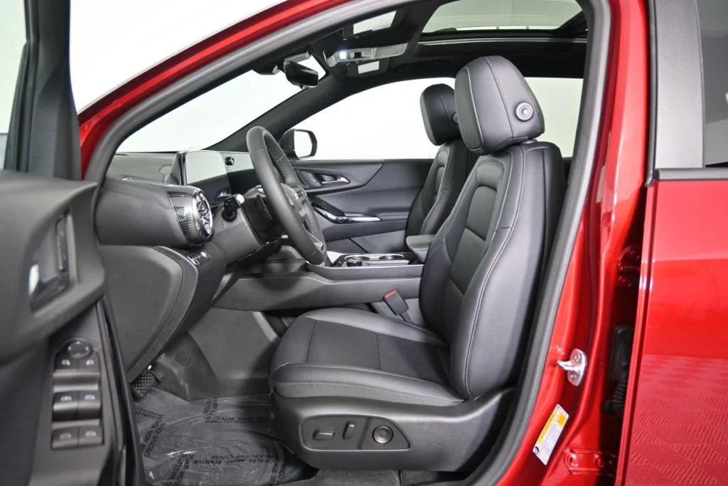 2026 Chevrolet Equinox LT - Photo 20