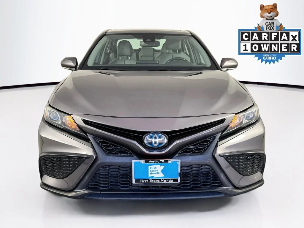 Used 2022 Predawn Gray Mica Toyota SE image 2