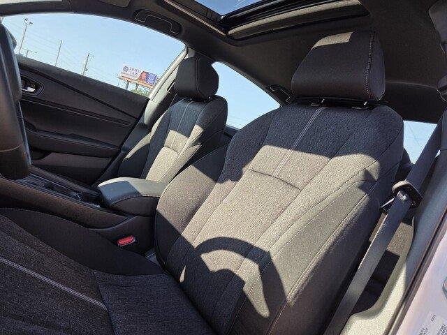 Used 2026 Platinum White Pearl Honda Sport image 11