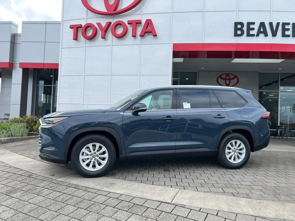 New 2026 Storm Cloud Toyota XLE image 2