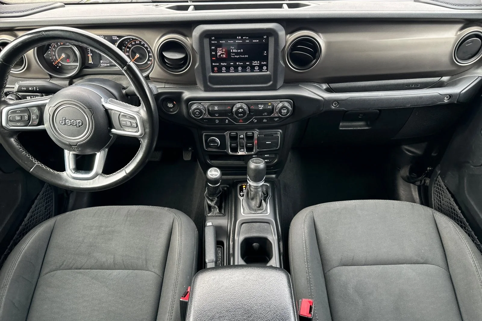 Used 2020 BLACK Jeep Sport S image 12