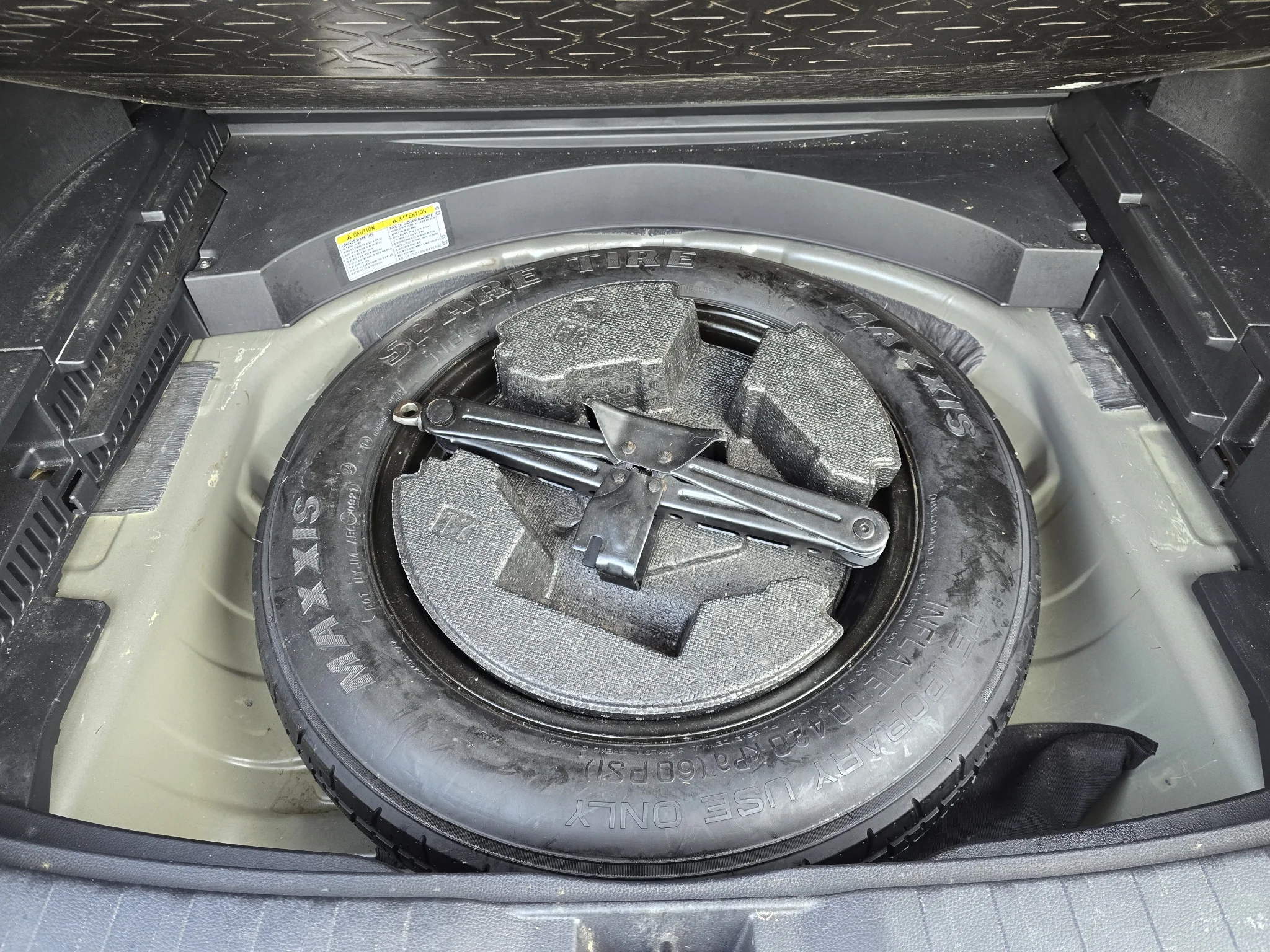 Used 2021 Magnetic Gray Metallic Toyota XLE image 30