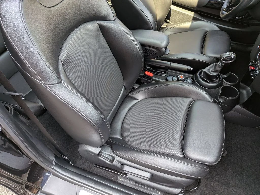 Used 2018 Black MINI Base image 26