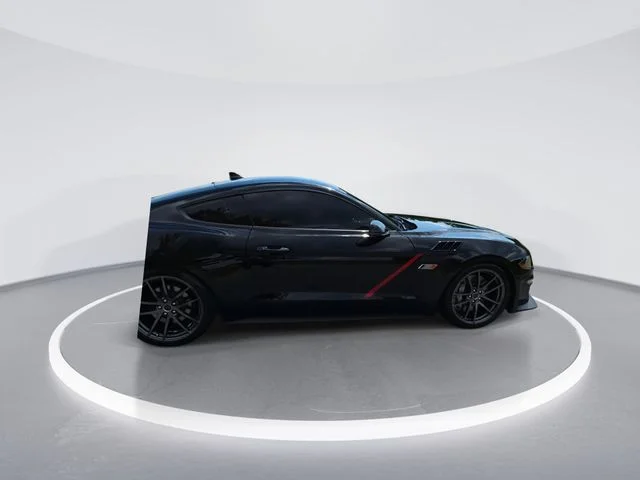 Used 2021 Black Ford GT Premium image 9