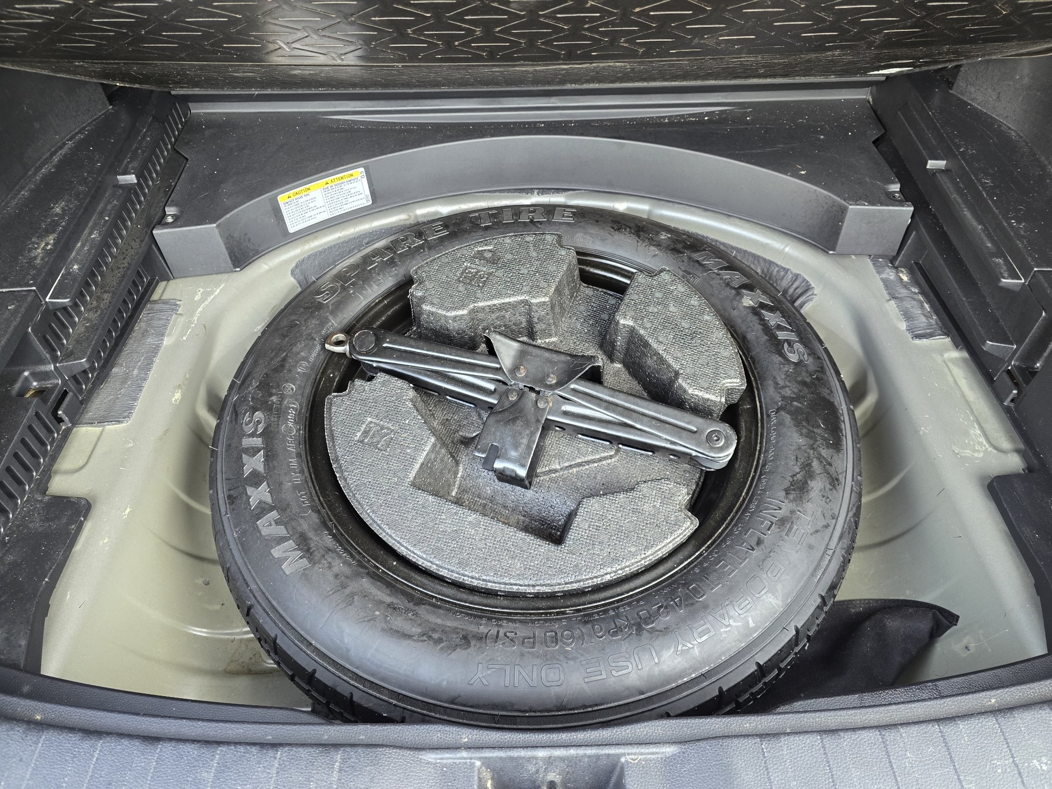 Used 2021 Magnetic Gray Metallic Toyota XLE image 30