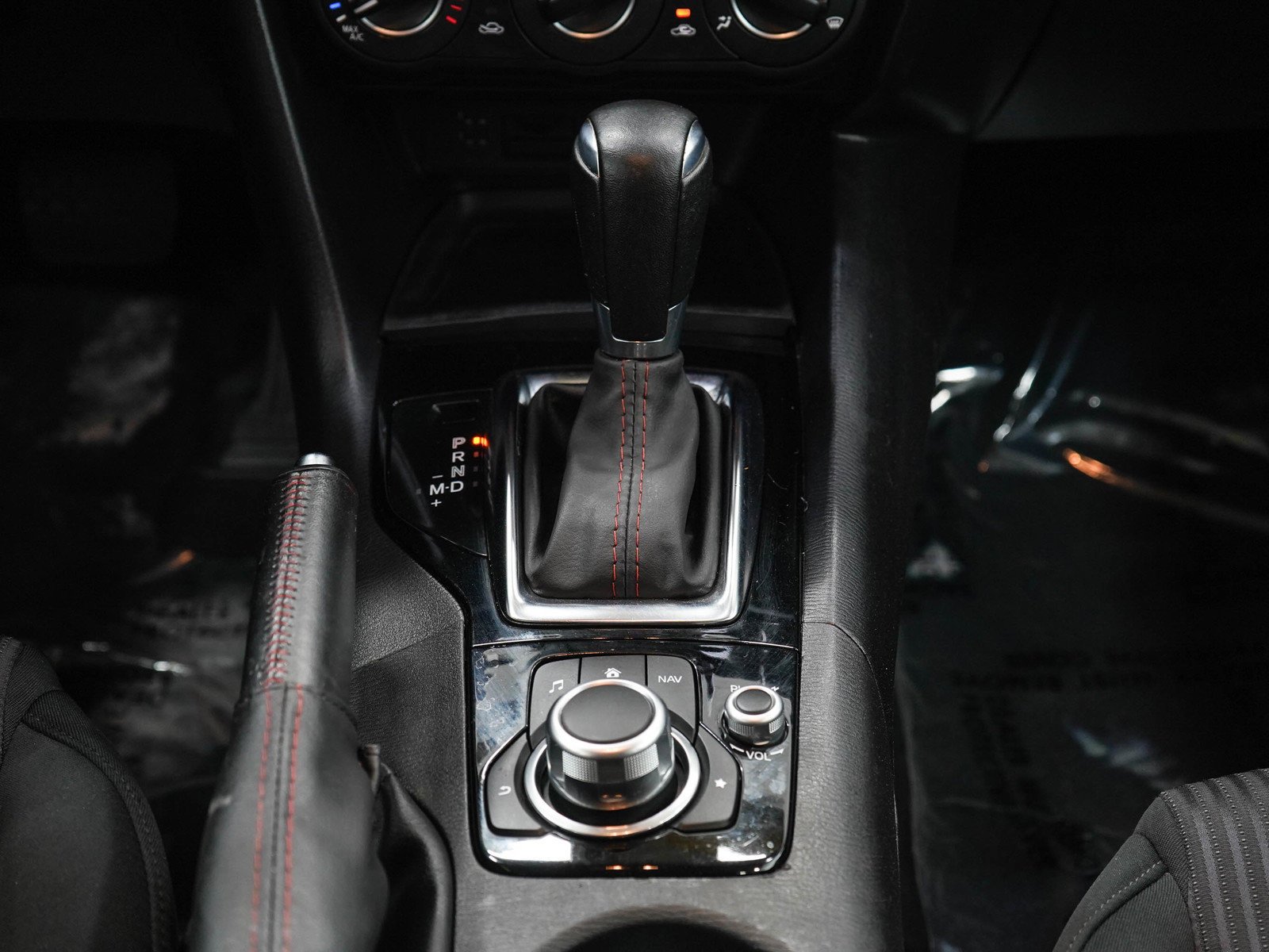 Used 2015 Titanium Flash Mica Mazda i Touring image 18