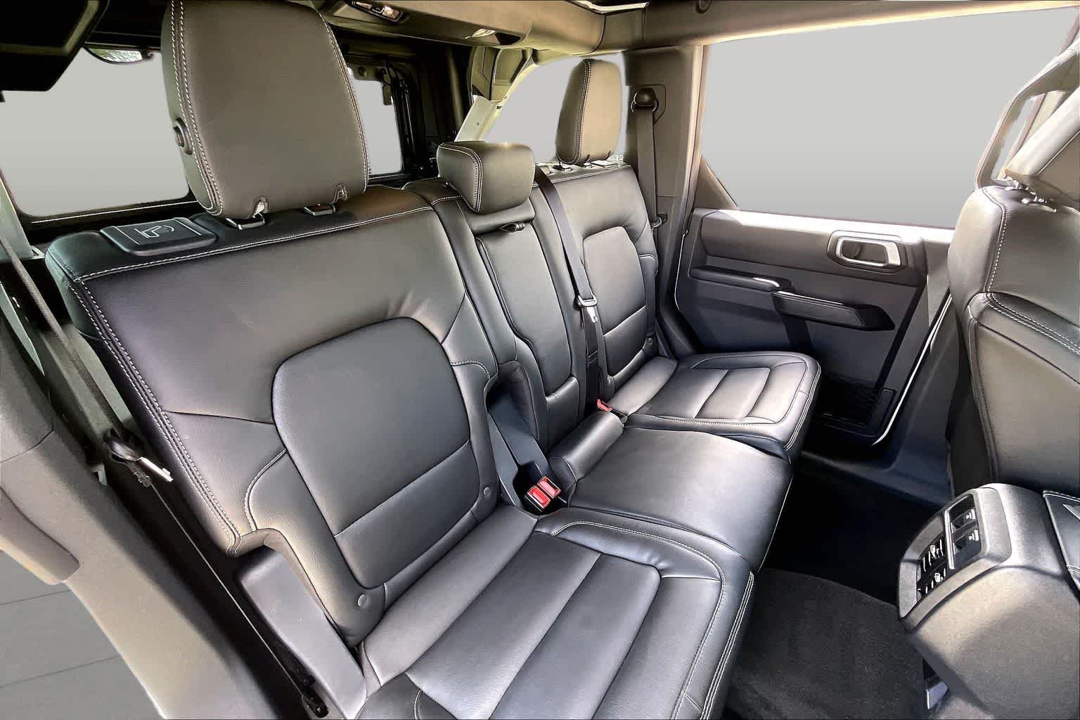 Used 2025 Oxford White Ford Big Bend image 18