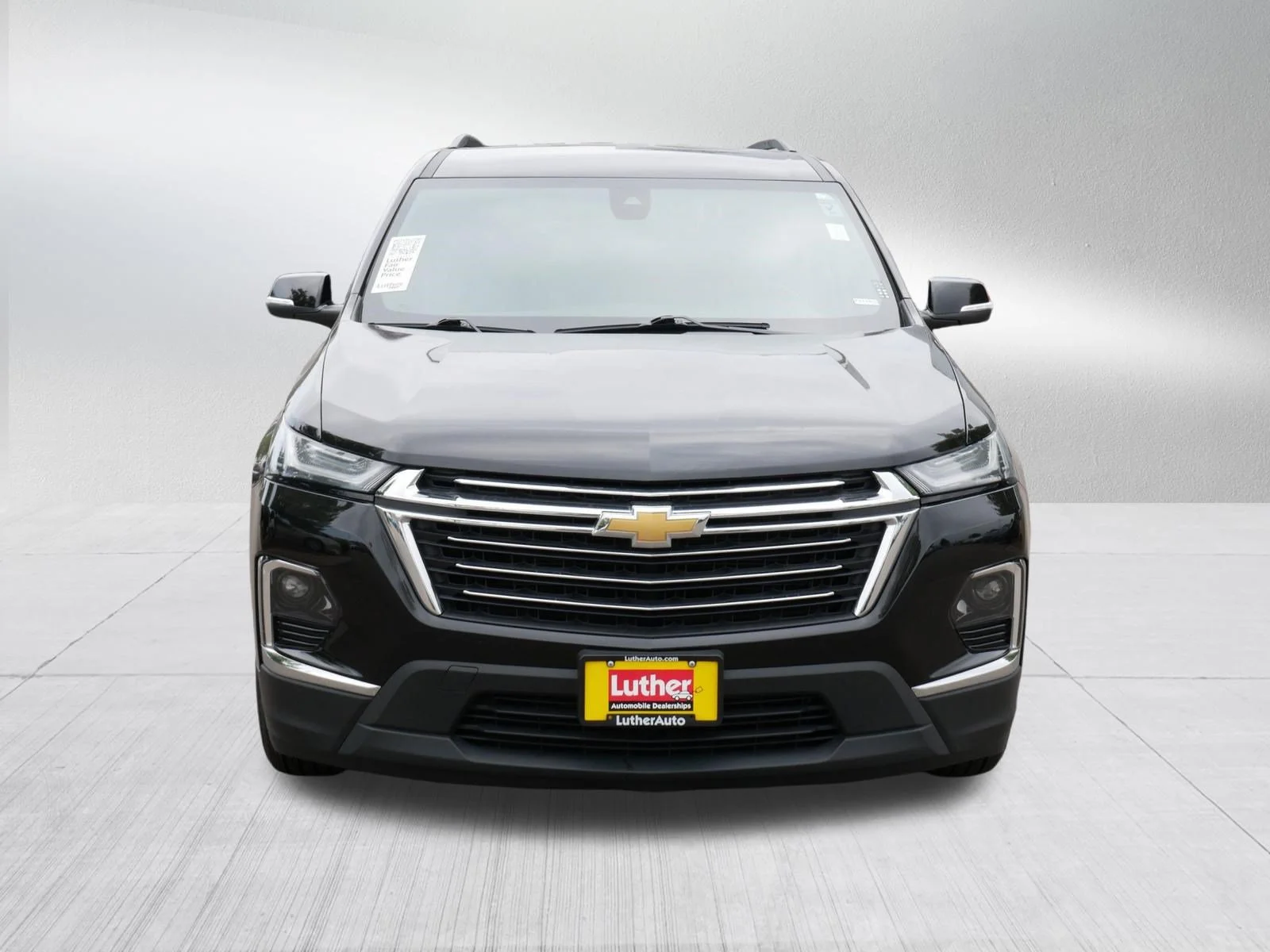 Used 2023 Chevrolet Traverse 2FL with VIN 1GNEVMKWXPJ250762 for sale in Brooklyn Park, Minnesota