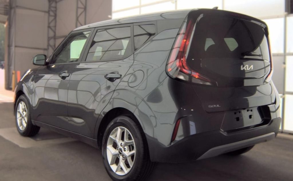 Used 2025 Kia Soul LX with VIN KNDJ23AU9S7960803 for sale in Middlesboro, KY