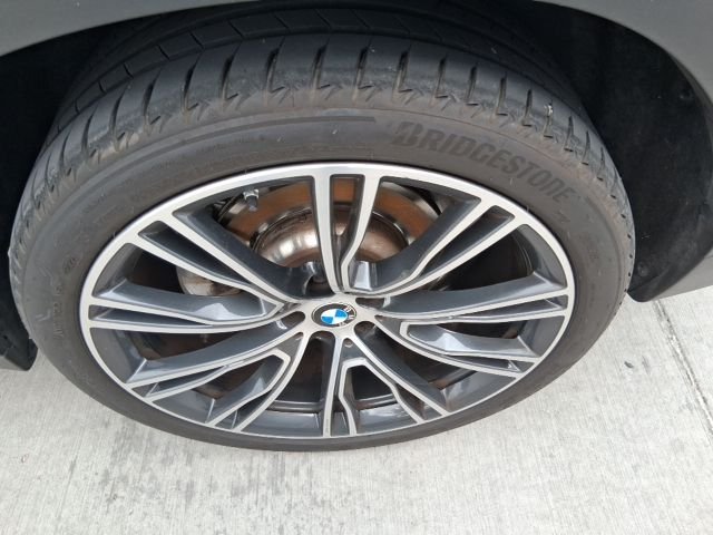 Used 2023 Gray BMW sDrive30i image 19