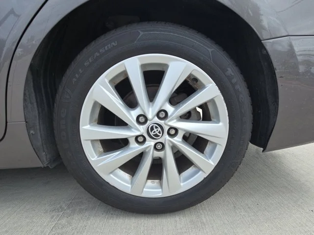 Used 2023 Gray Toyota LE image 21