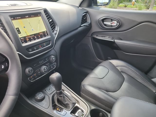 Used 2023 Blue Jeep Altitude image 20