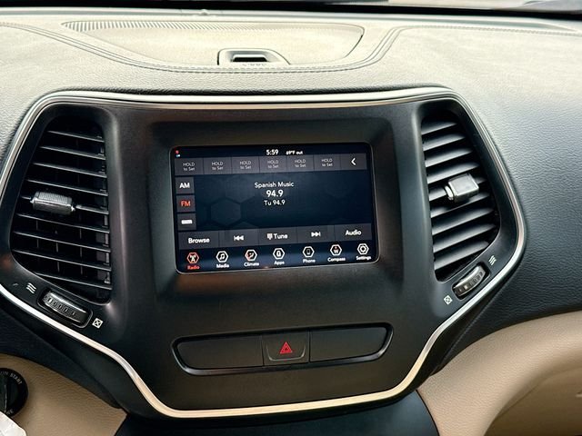 2019 Jeep Cherokee Latitude - Photo 14
