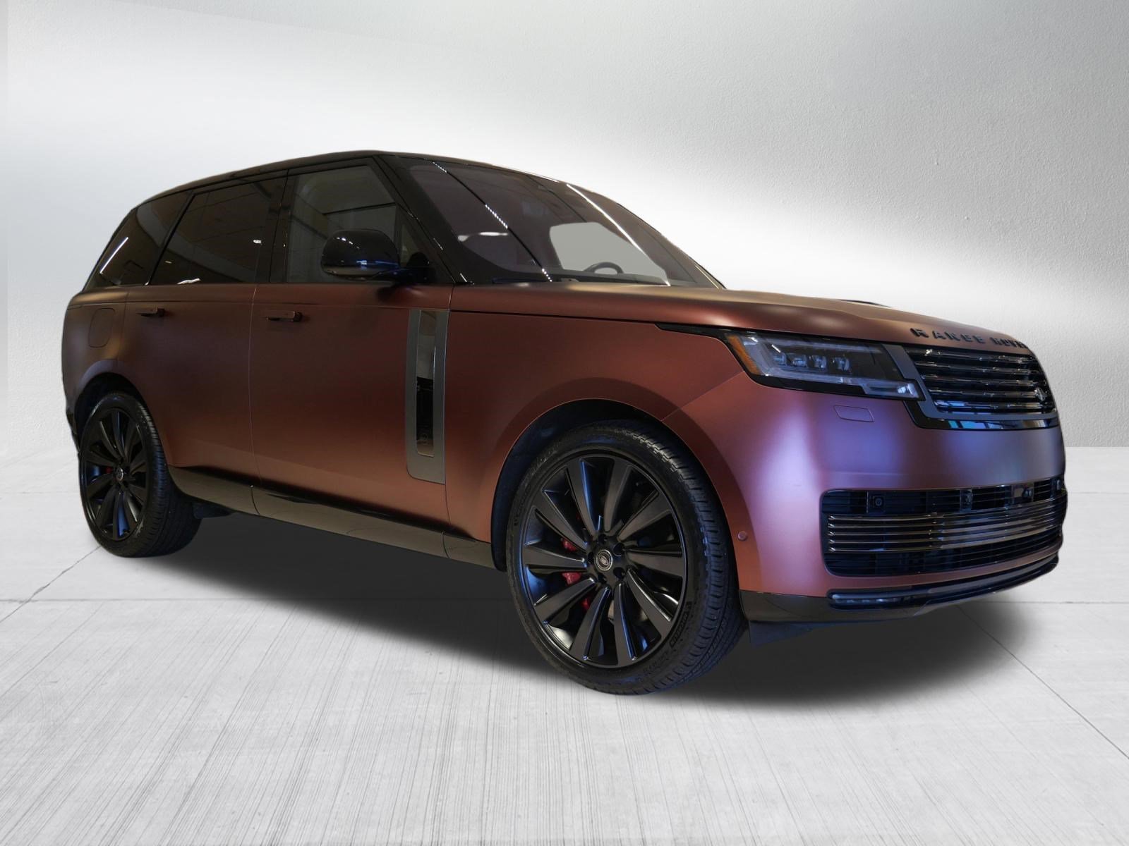Used 2023 Sunrise Copper SV Bespoke Ultra Met Satin Land Rover SV image 6