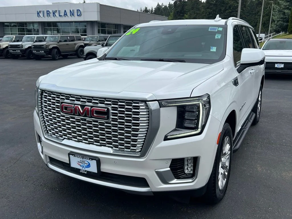 2024 GMC Yukon Denali - Photo 4
