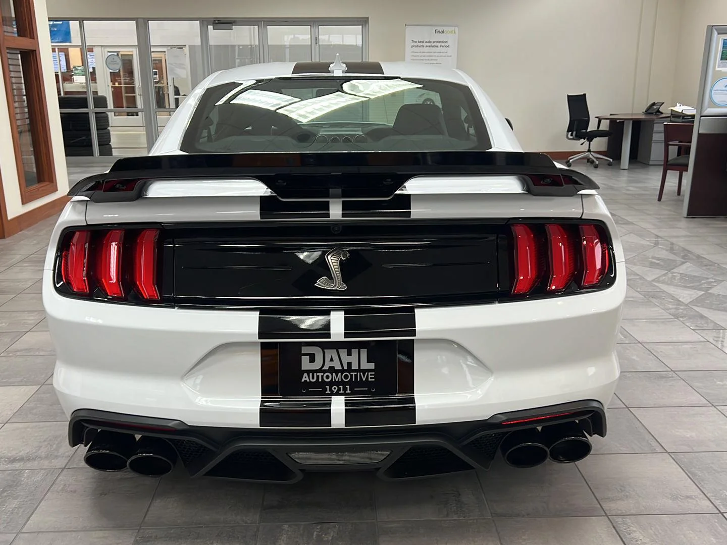 Used 2021 Oxford White Ford Shelby GT500 image 7