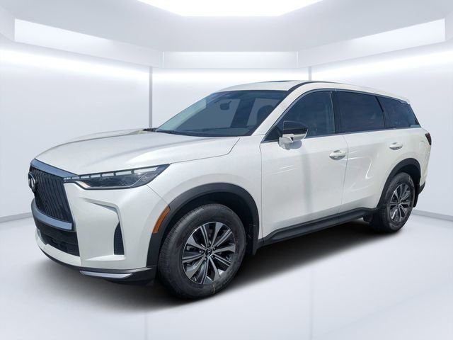 New 2027 RADIANT WHITE INFINITI Pure FWD image 7