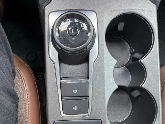 Used 2025 White Ford Outer Banks image 33