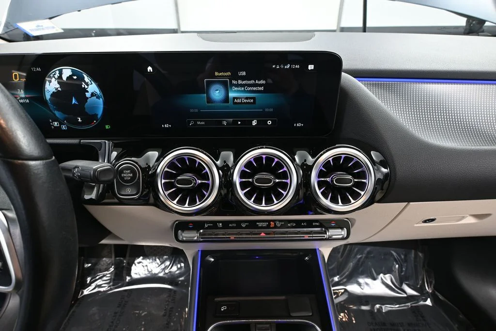Used 2022 Blue Mercedes-Benz GLA 250 image 24
